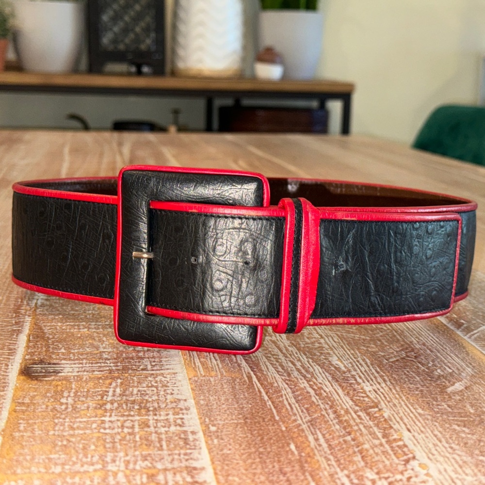 Vintage YSL Leather belt size medium - Picture 1 of 11